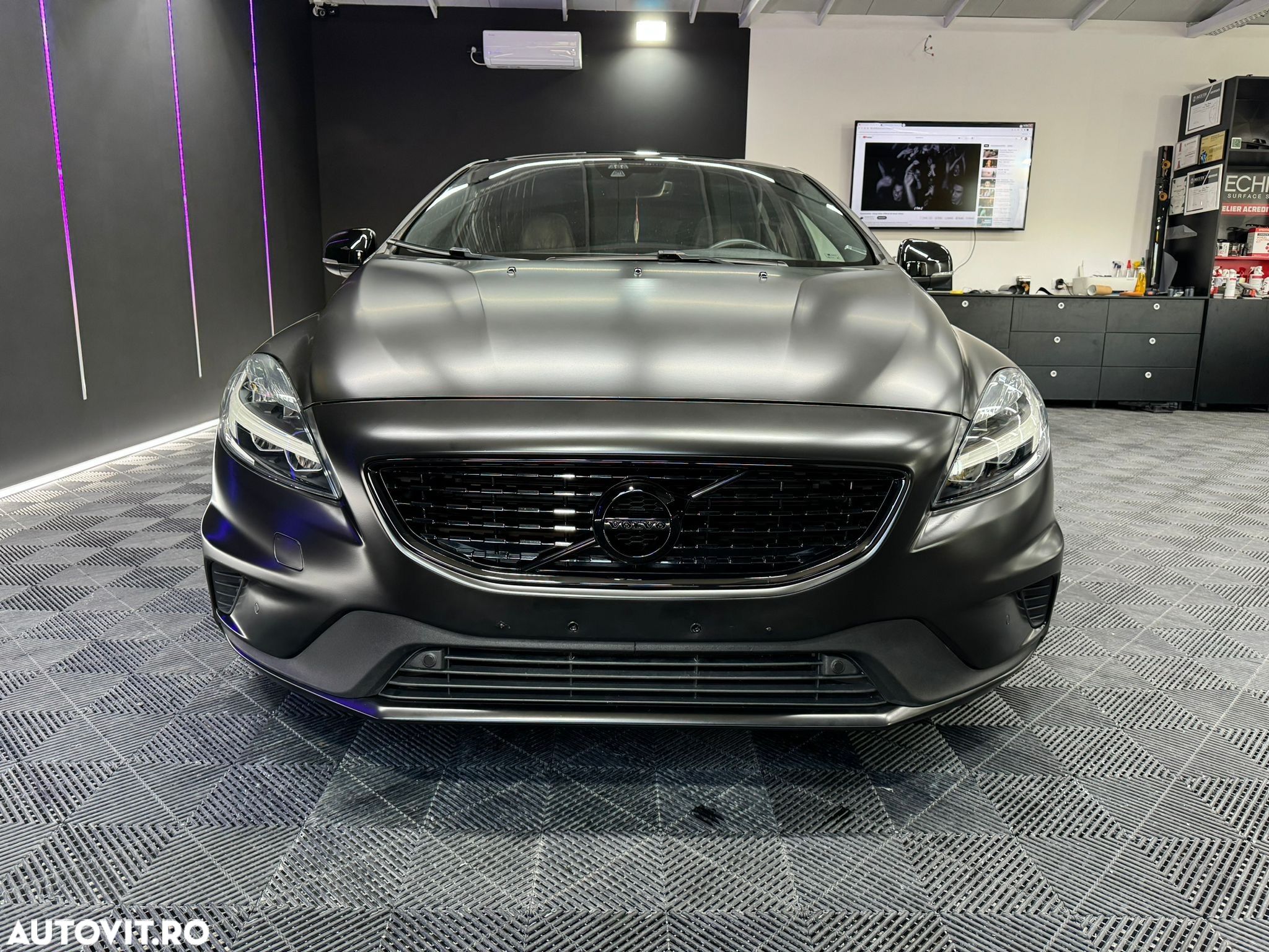 Volvo V40 D3 RDesign - 1