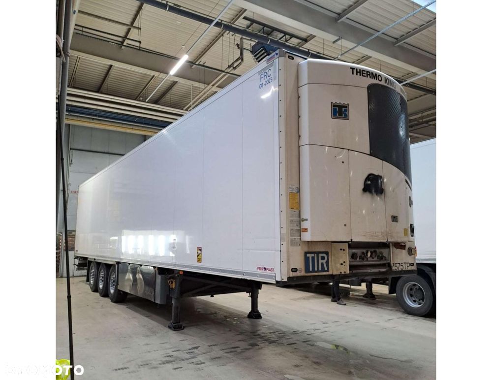 Schmitz Cargobull SKO FP 45 ThermoKing SLXi 300 - 1