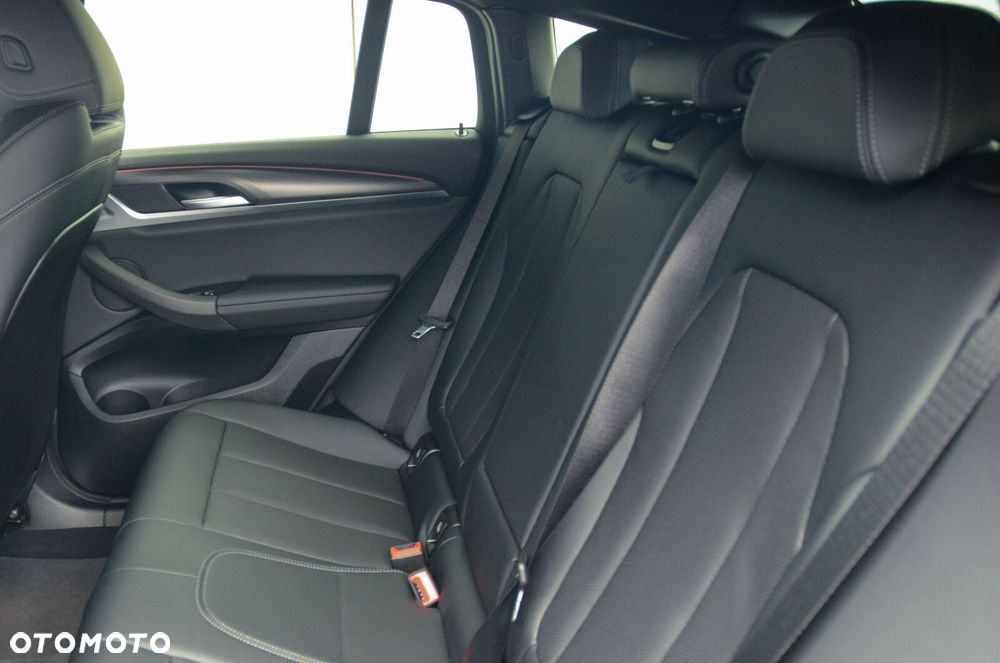 BMW X4 - 22