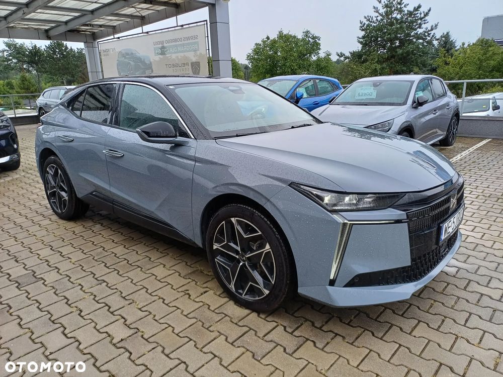 DS Automobiles N°4 - 1