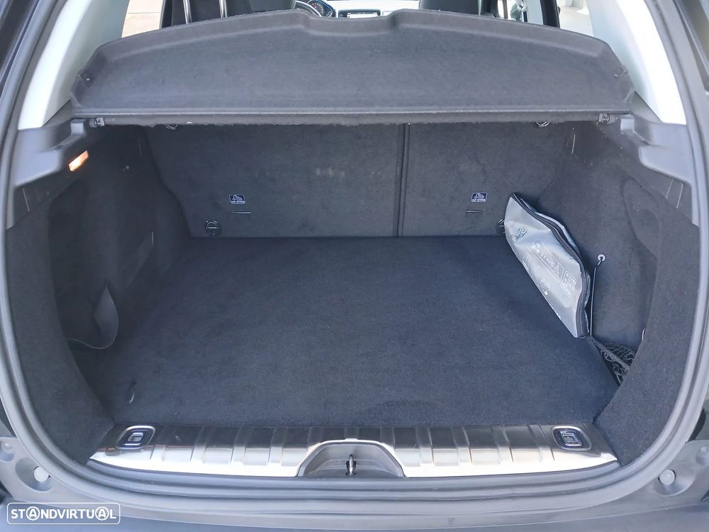 Peugeot 2008 1.2 PureTech Allure - 29