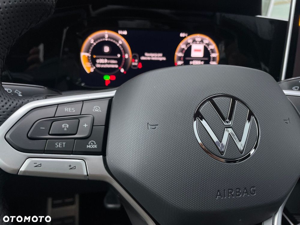 Volkswagen Golf Variant 2.0 TDI R-Line Plus DSG - 14