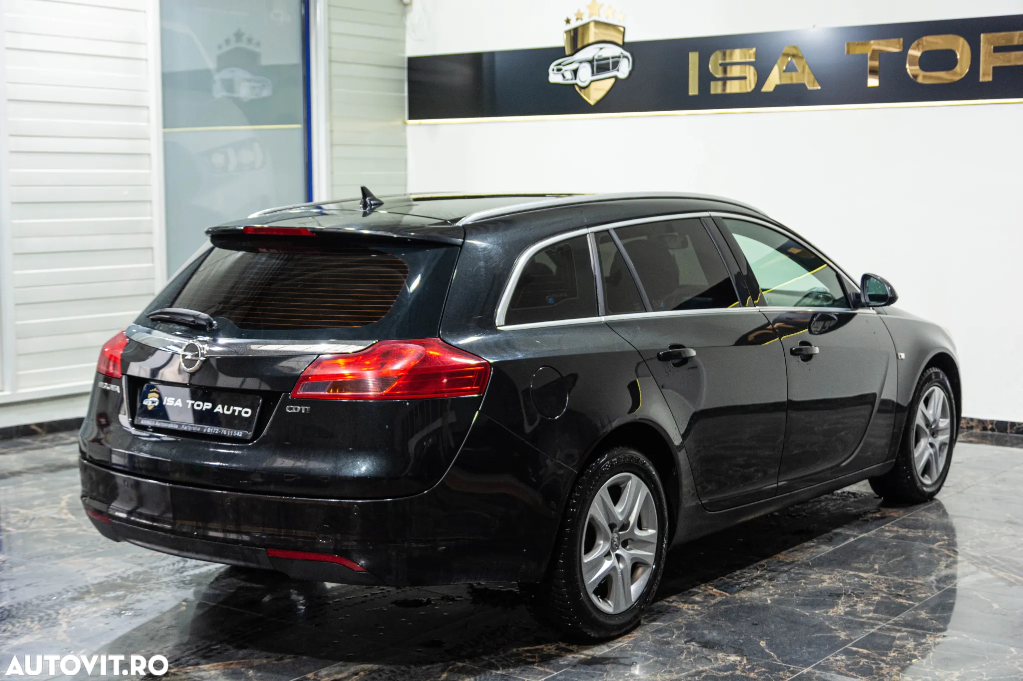 Opel Insignia 2.0 CDTI Sports Tourer - 28