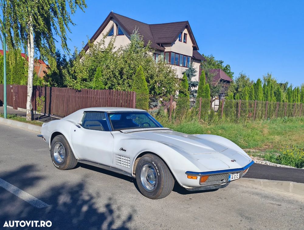 Chevrolet Corvette - 13