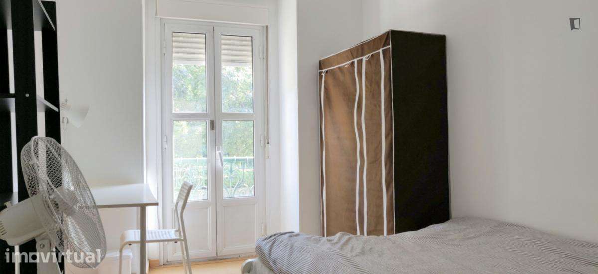 Quarto - localizado em Entrecampos Lisbon - Grande imagem: 2/14