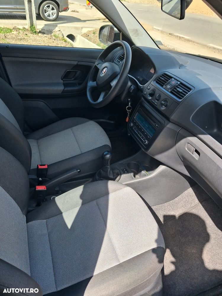 Skoda Fabia 1.2 TSI Ambiente - 5