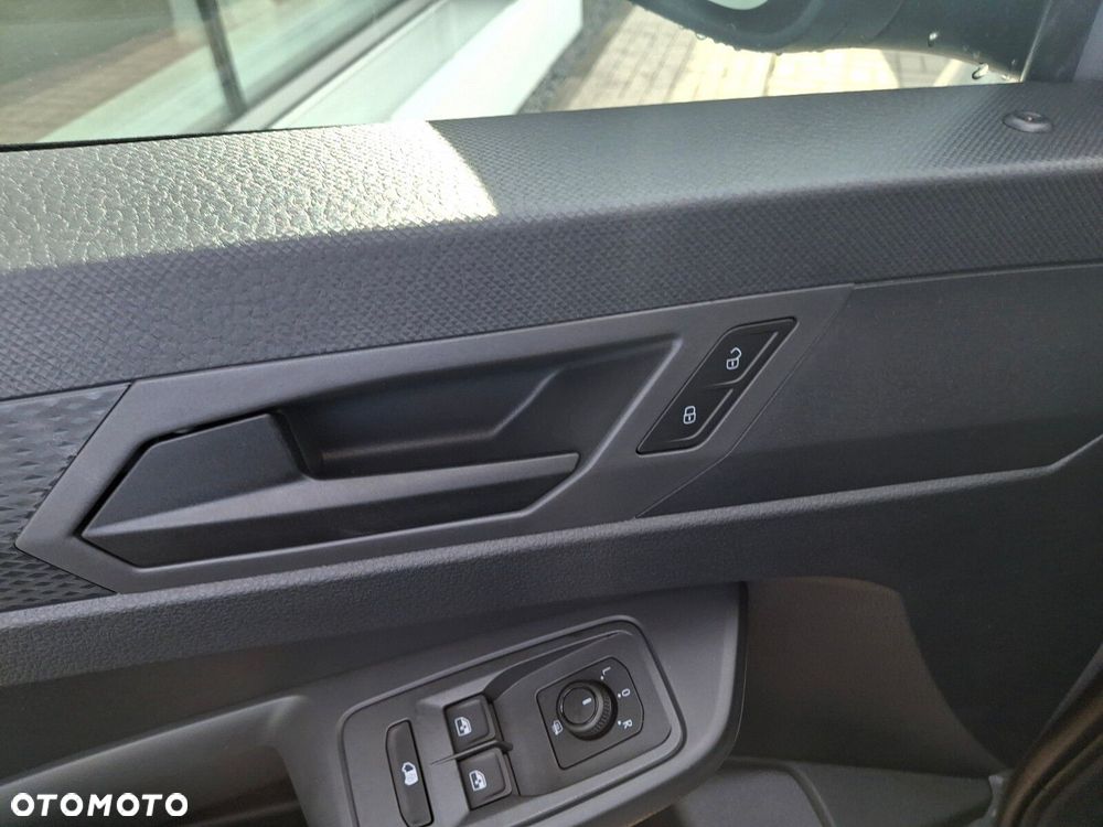 Volkswagen Caddy - 10