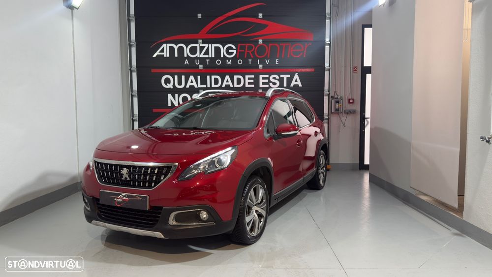 Peugeot 2008 1.2 PureTech Allure - 1