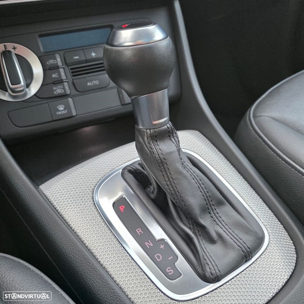 Audi Q3 2.0 TDI quattro S-line S-tronic - 6