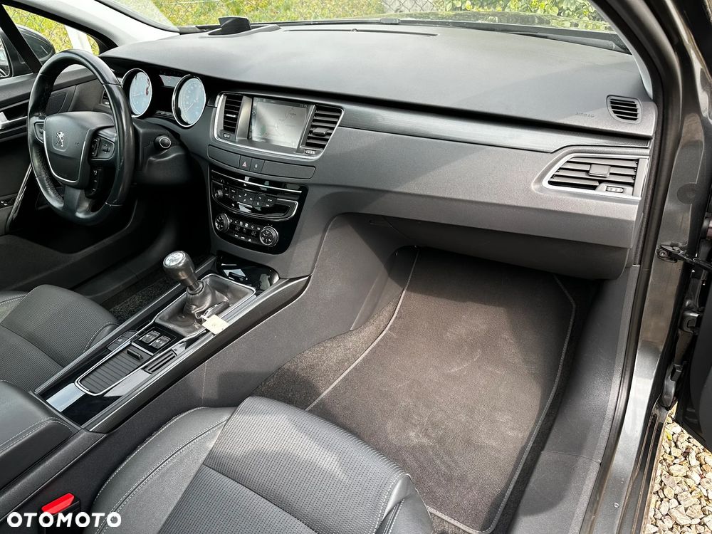 Peugeot 508 1.6 e-THP Allure S&S - 12