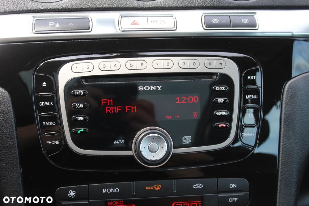 Ford S-Max 2.0 TDCi DPF Titanium - 16