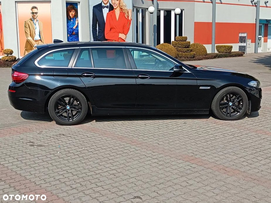 BMW Seria 5 530d Touring Sport-Aut - 8