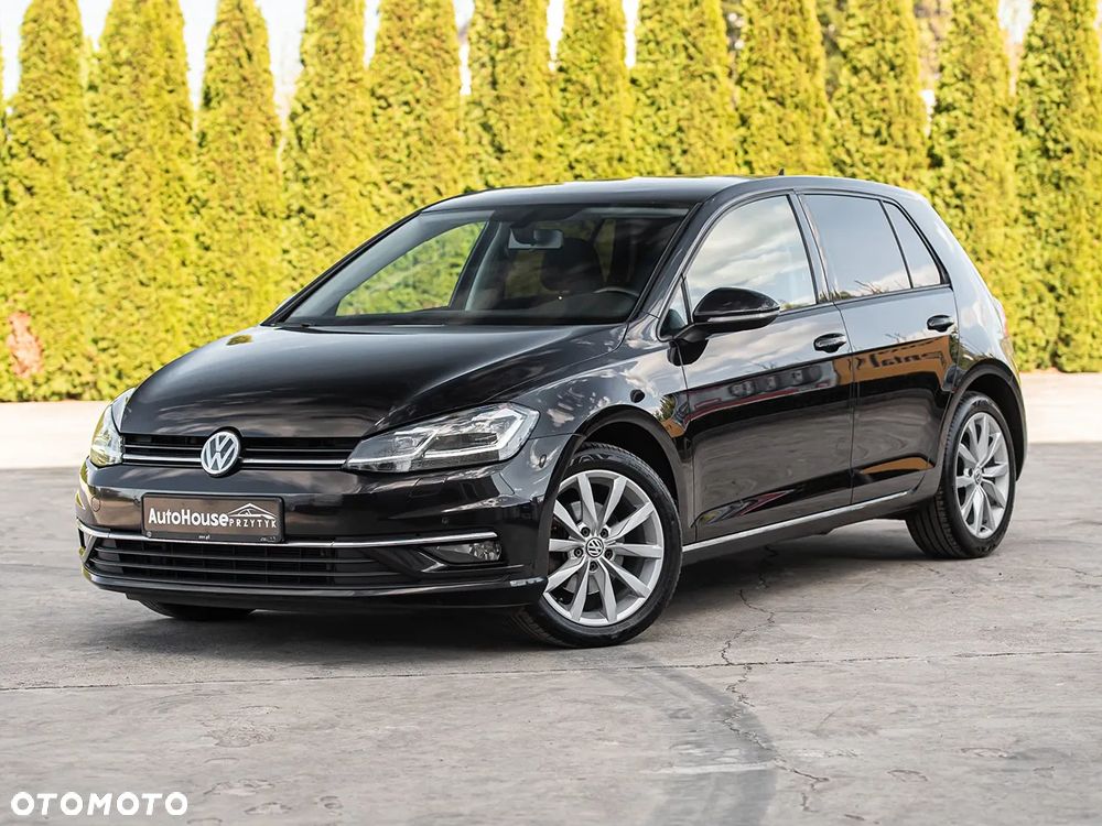 Volkswagen Golf - 2