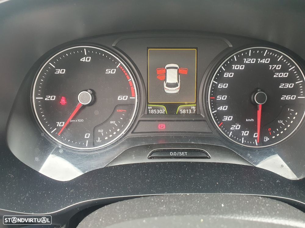 SEAT Leon ST 1.6 TDI Style Ecomotive - 8