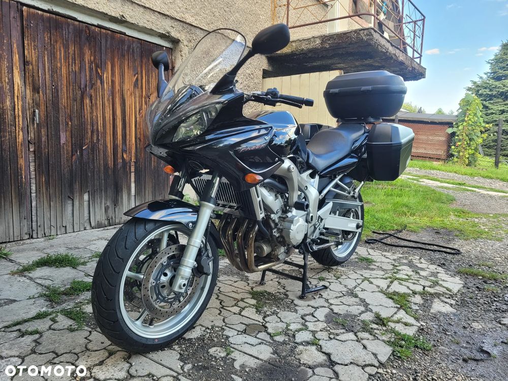 Yamaha FZ6 - 1