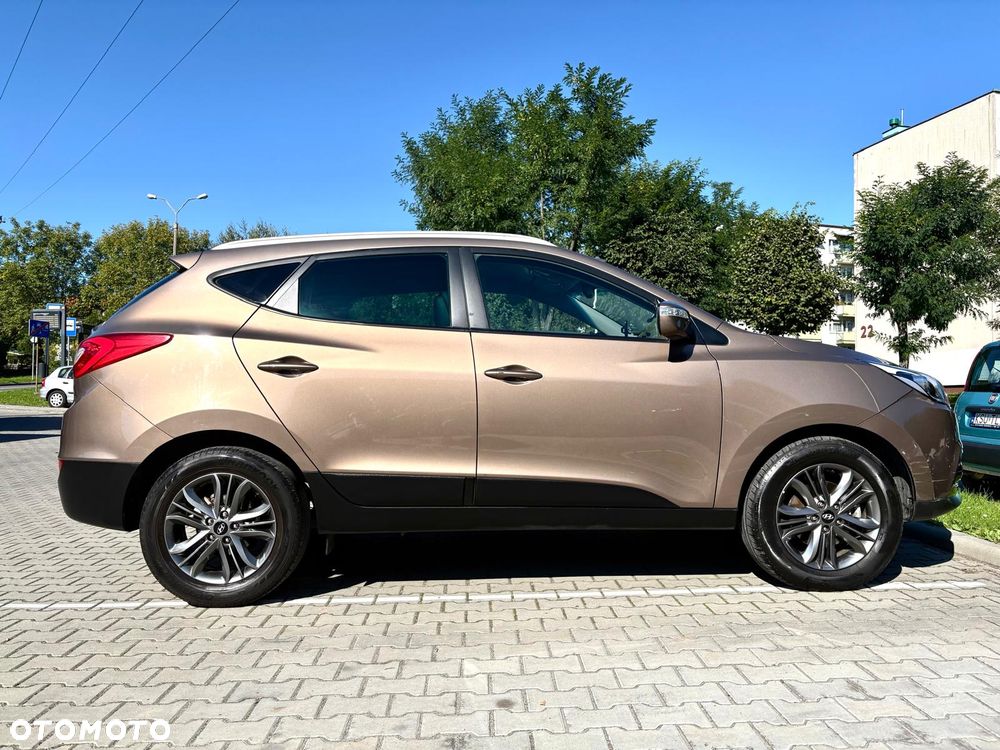 Hyundai ix35 1.6 2WD Fifa World Cup Edition - 11