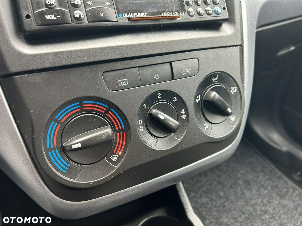 Fiat Punto - 11