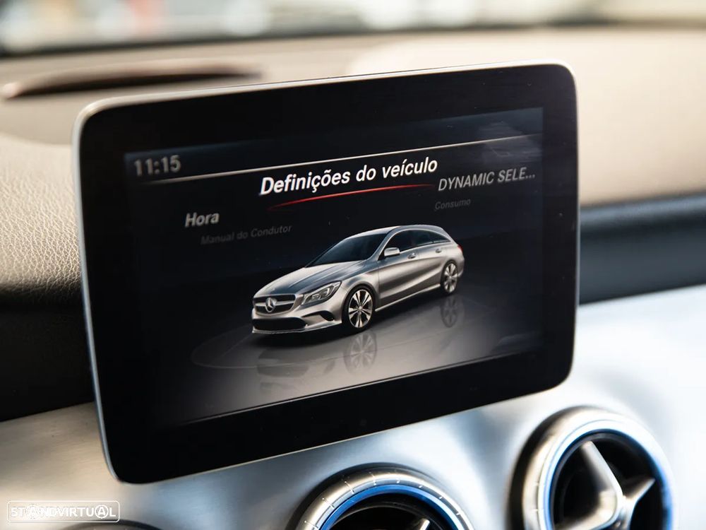 Mercedes-Benz CLA 200 d Shooting Brake AMG Line - 19