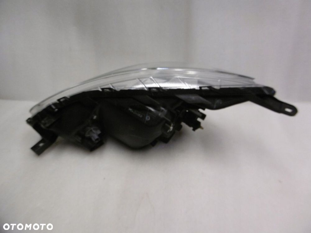 MITSUBISHI SPACE STAR II LIFT - lampa przednia prawa - 7