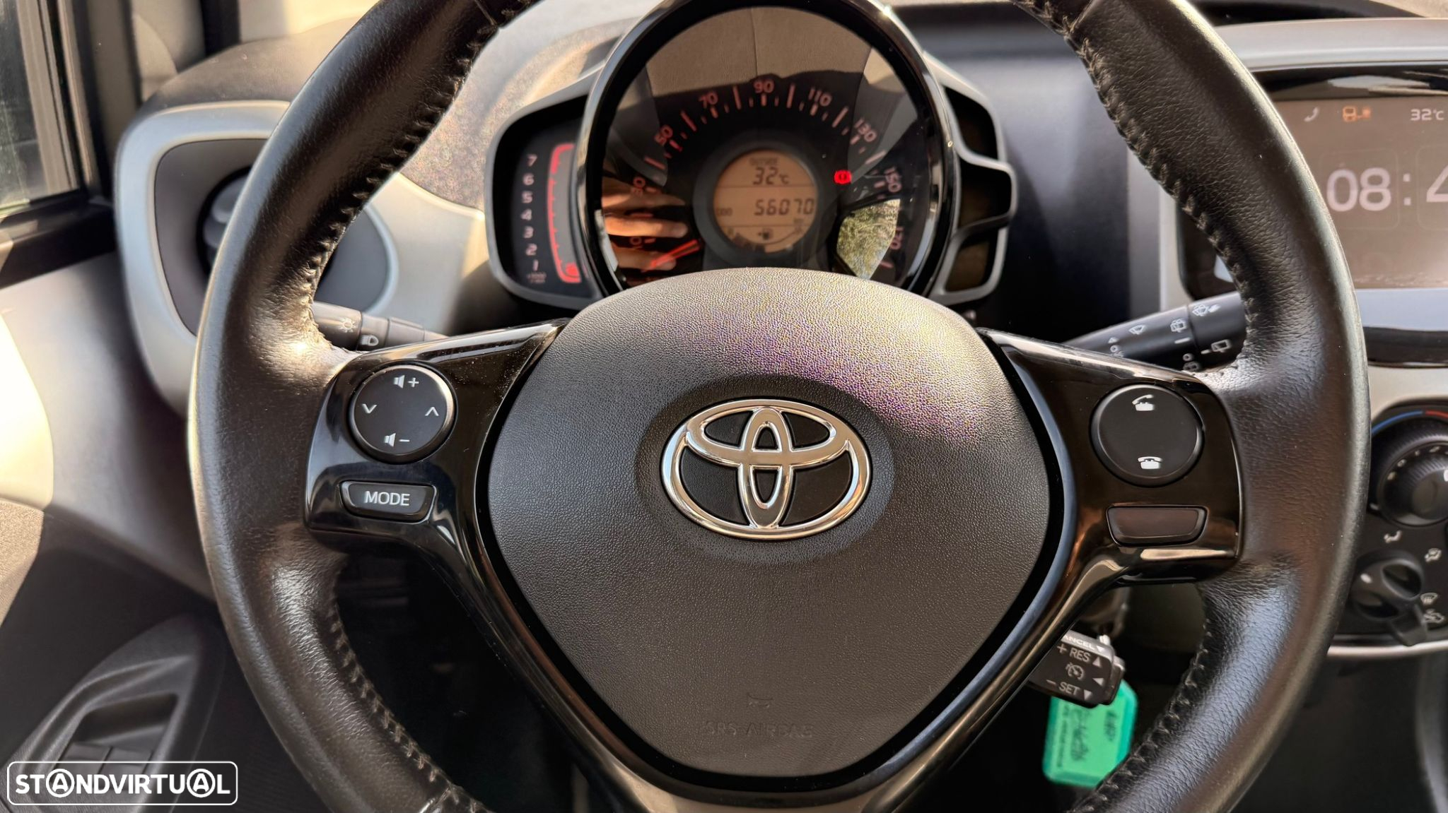 Toyota Aygo 1.0 X-Play Plus+X-Touch - 17
