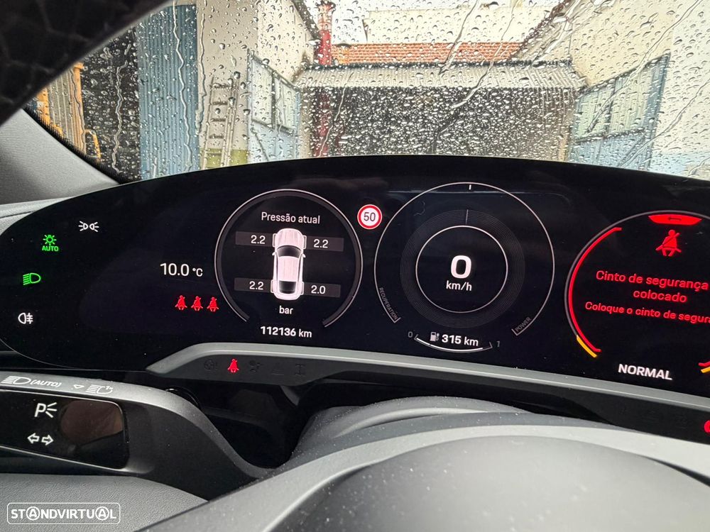 Porsche Taycan Standard - 17