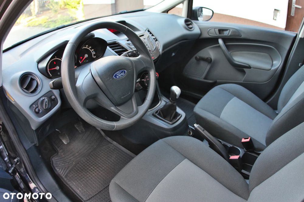 Ford Fiesta - 13