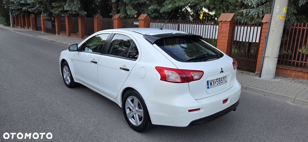 Mitsubishi Lancer 1.5 Inform - 6