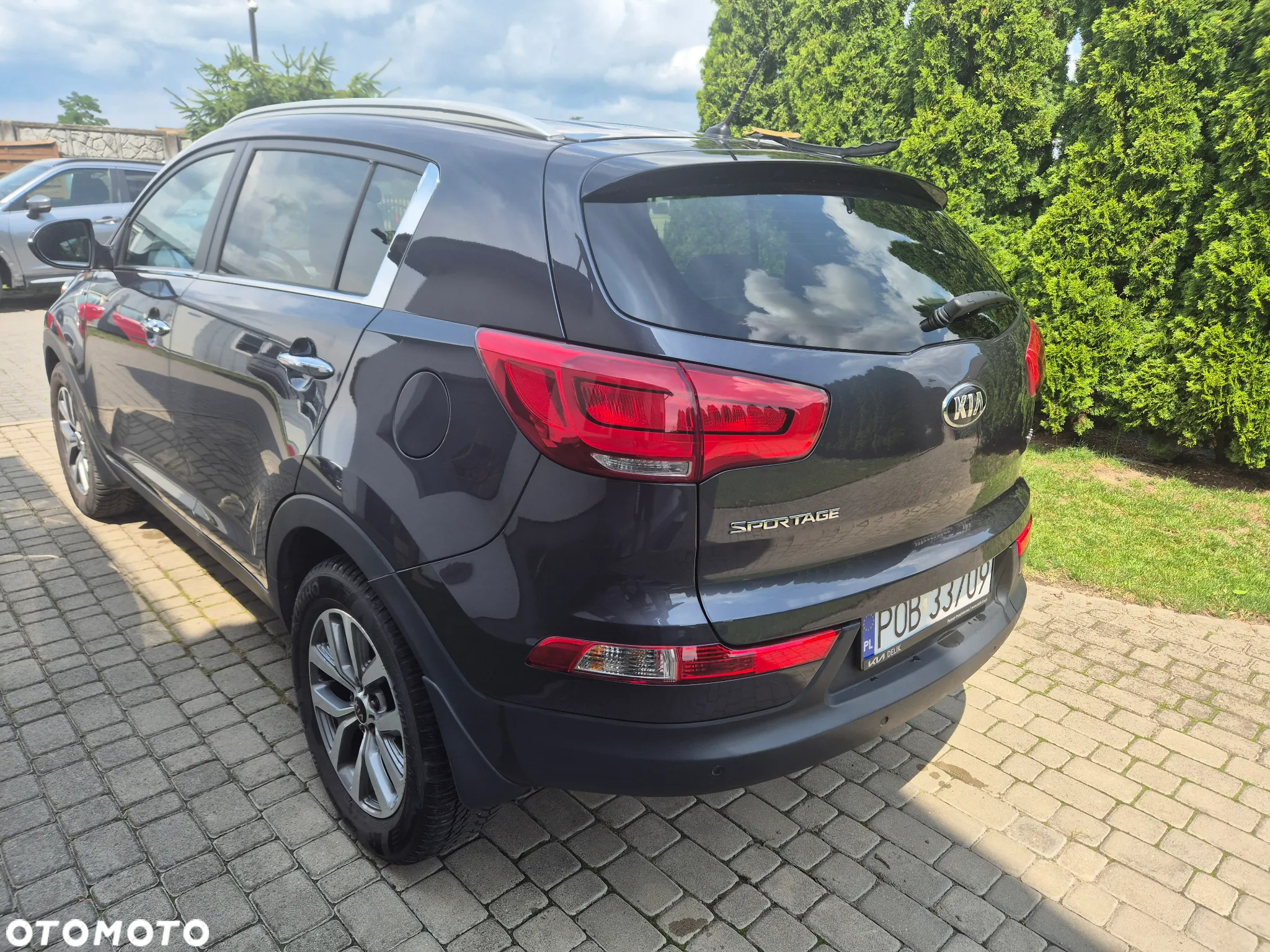 Kia Sportage 2.0 CRDI 4WD Automatik Spirit - 4