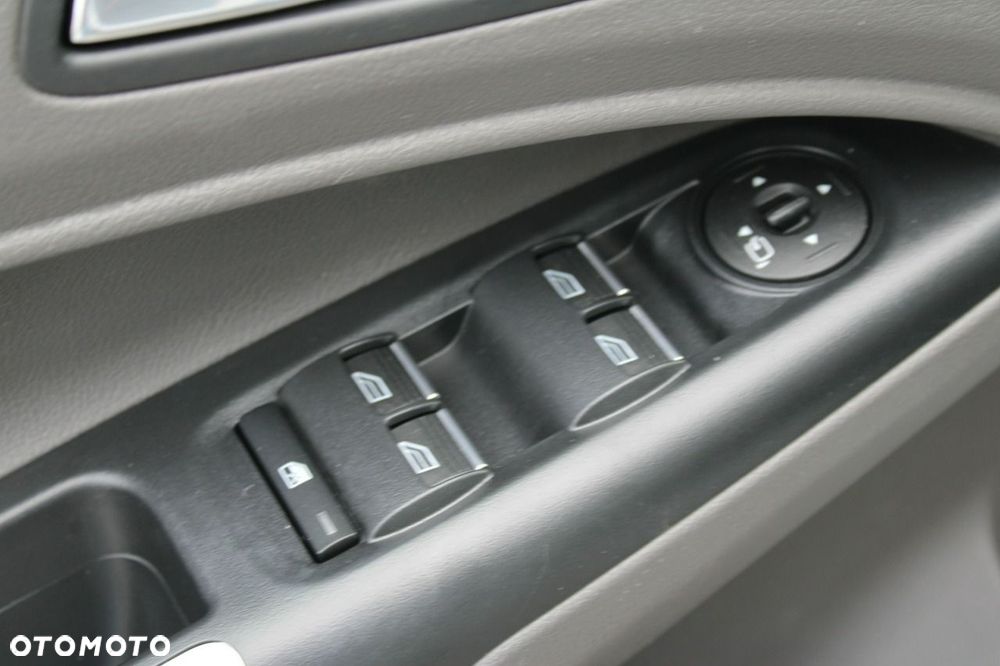 Ford Tourneo Connect - 21