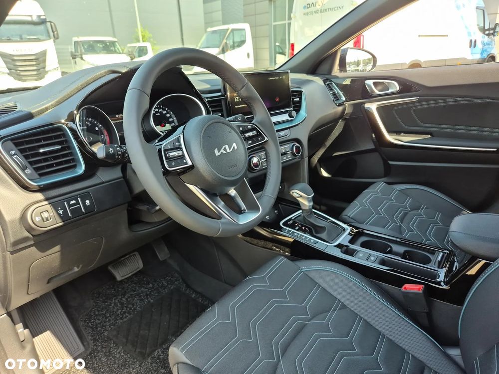 Kia XCeed 1.6 T-GDI Tribute DCT - 10