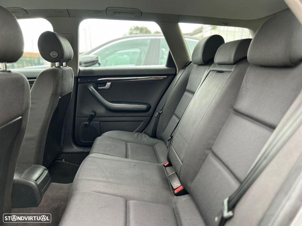 Audi A4 Avant 1.9 TDI M6 Sport - 16