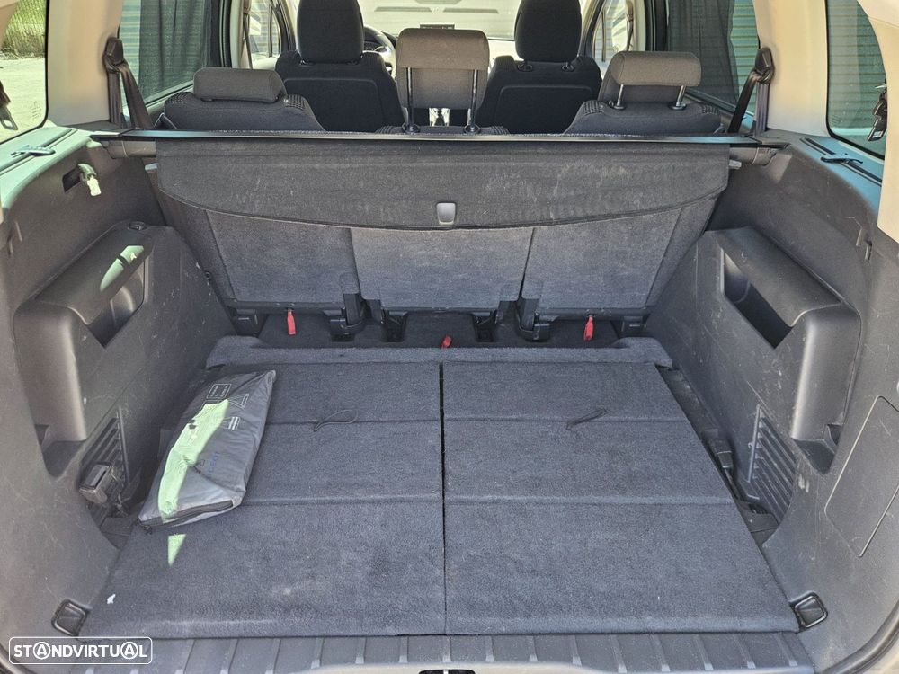 Peugeot 5008 1.6 BlueHDi Style - 47