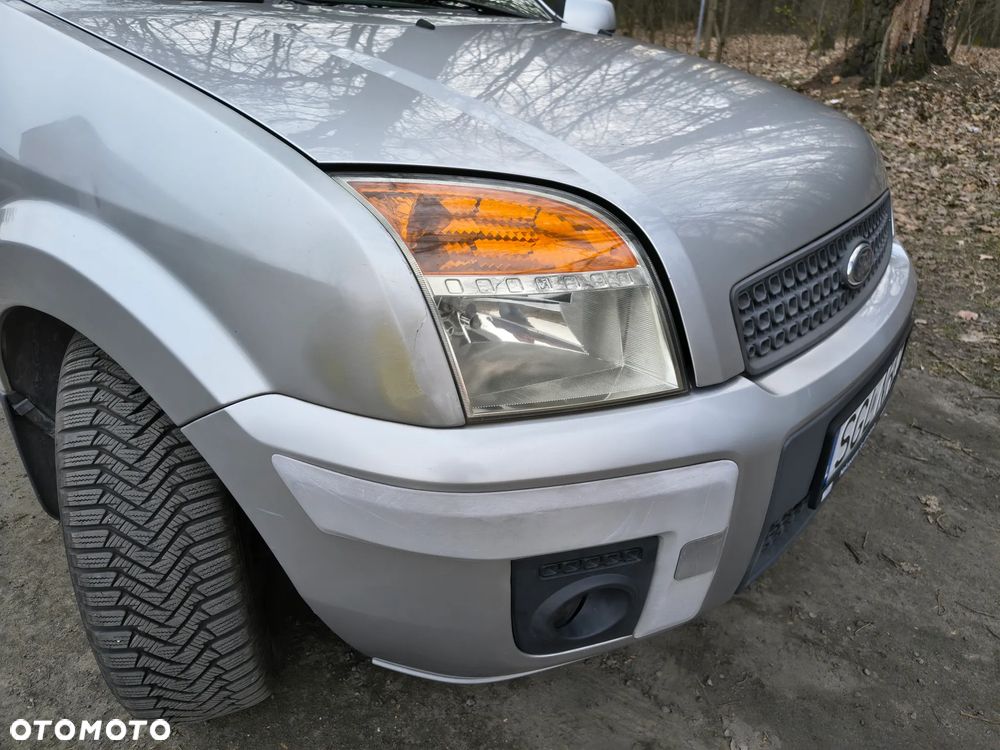 Ford Fusion 1.4 Trend - 4