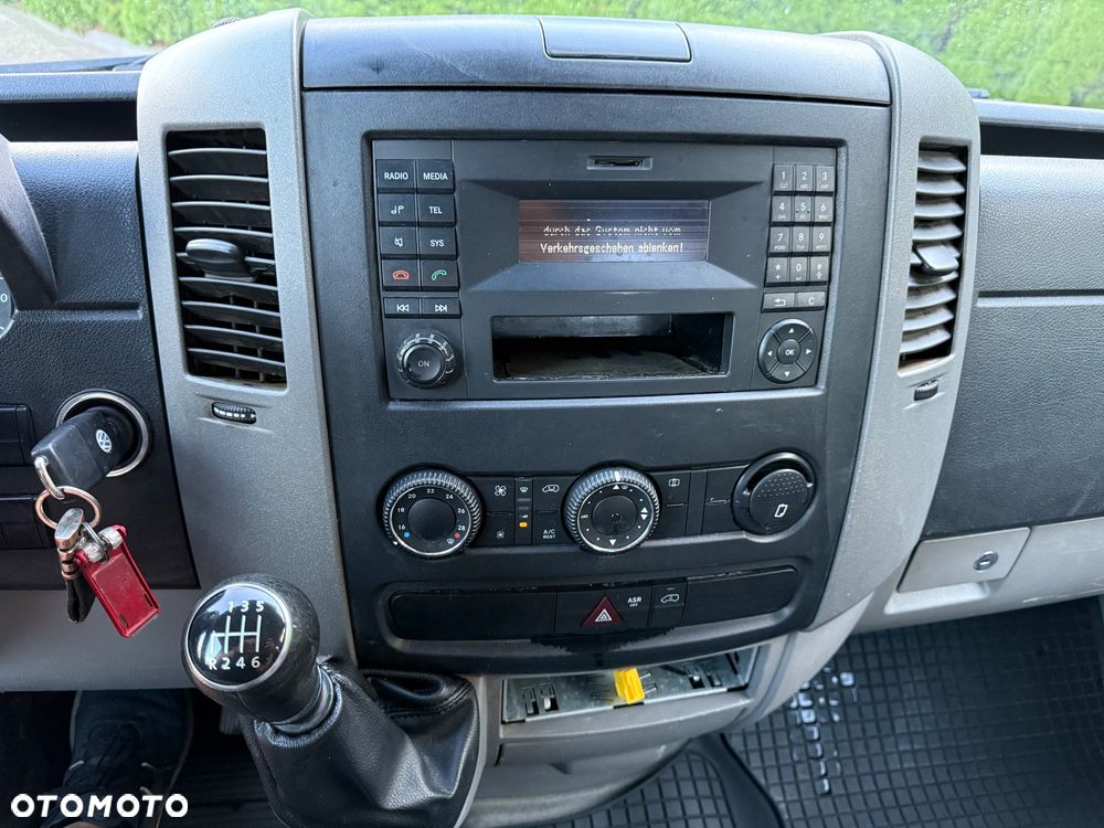 Volkswagen CRAFTER - 15