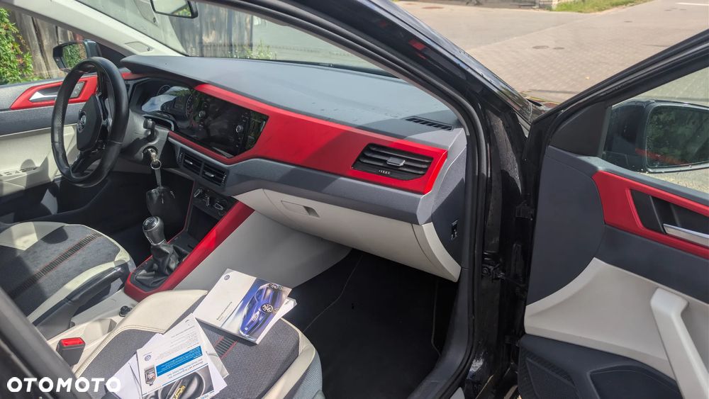 Volkswagen Polo 1.0 TSI Beats - 19