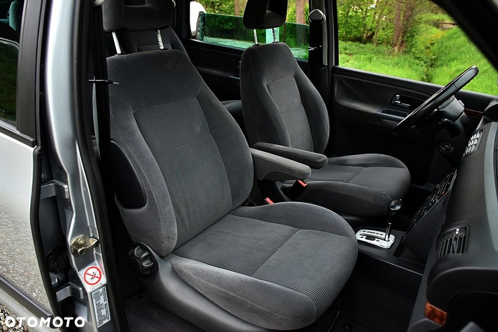 Ford Galaxy TDI Ghia - 28