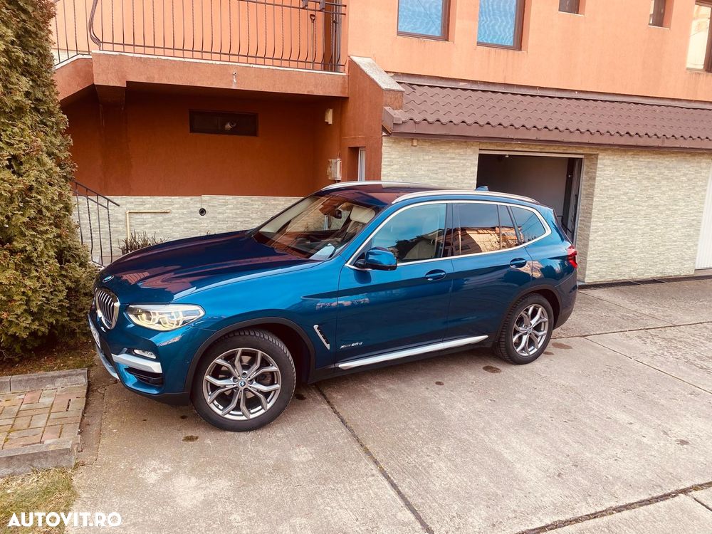 BMW X3 xDrive20d AT Luxury Line - 8
