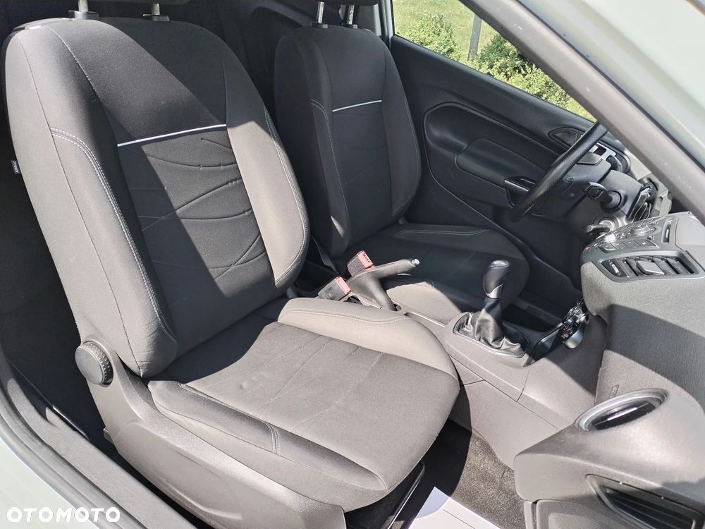 Ford Fiesta - 14