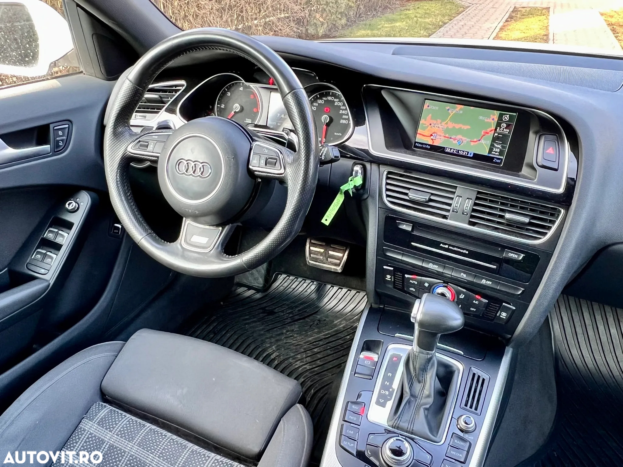 Audi A4 Avant 2.0 TDI DPF quattro S tronic S line Sportpaket - 8