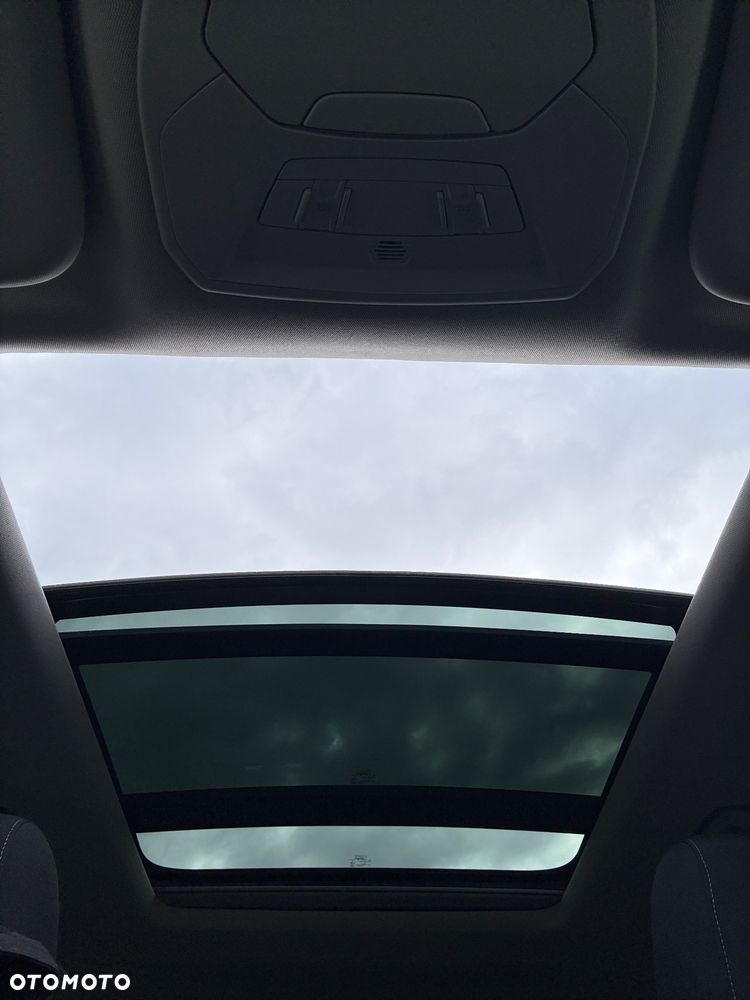 Ford Kuga 2.0 TDCi 2x4 Titanium - 15