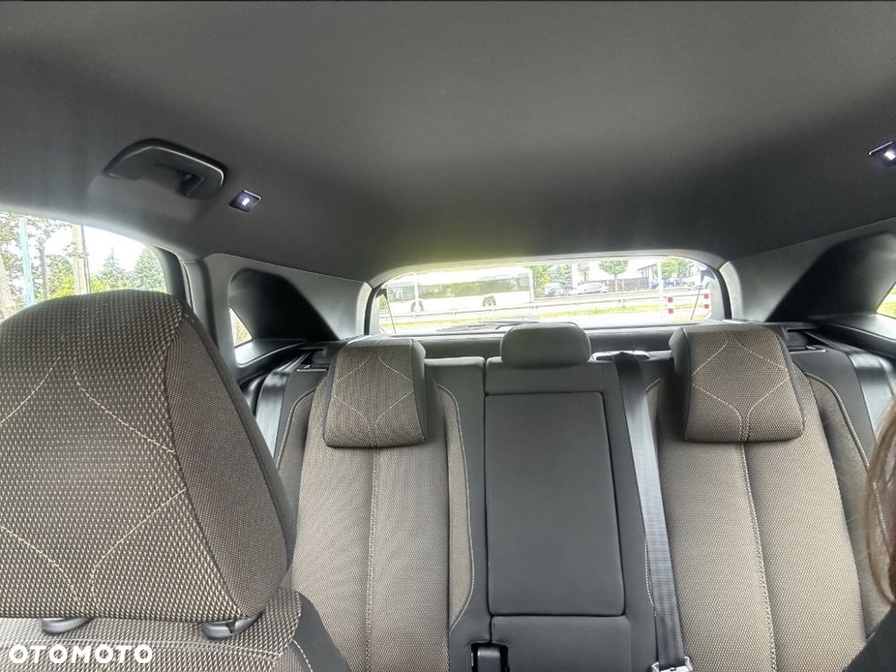 DS Automobiles DS 7 Crossback - 27