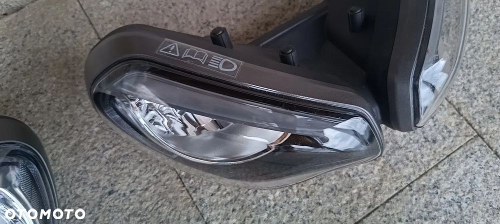 TRIUMPH STREET TRIPLE 765 RS  LICZNIK ZEGARY LAMPA REFLEKTOR - 12