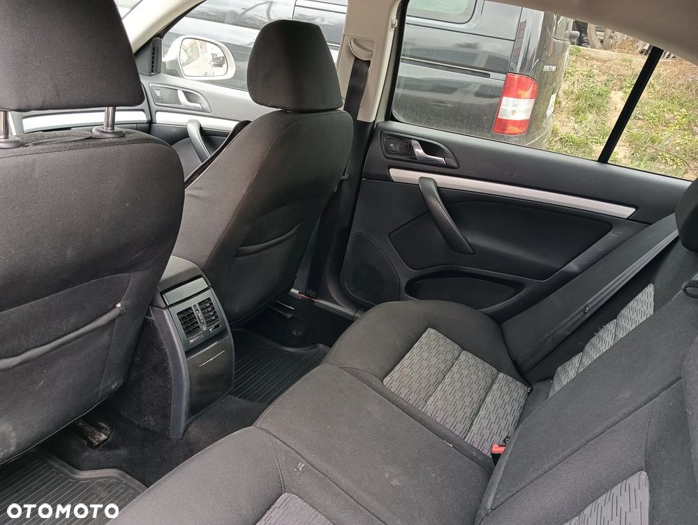 Skoda Octavia 1.6 TDI Classic - 12