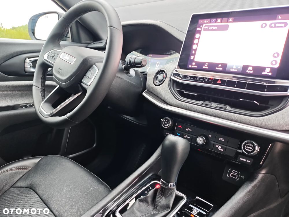 Jeep Compass - 18