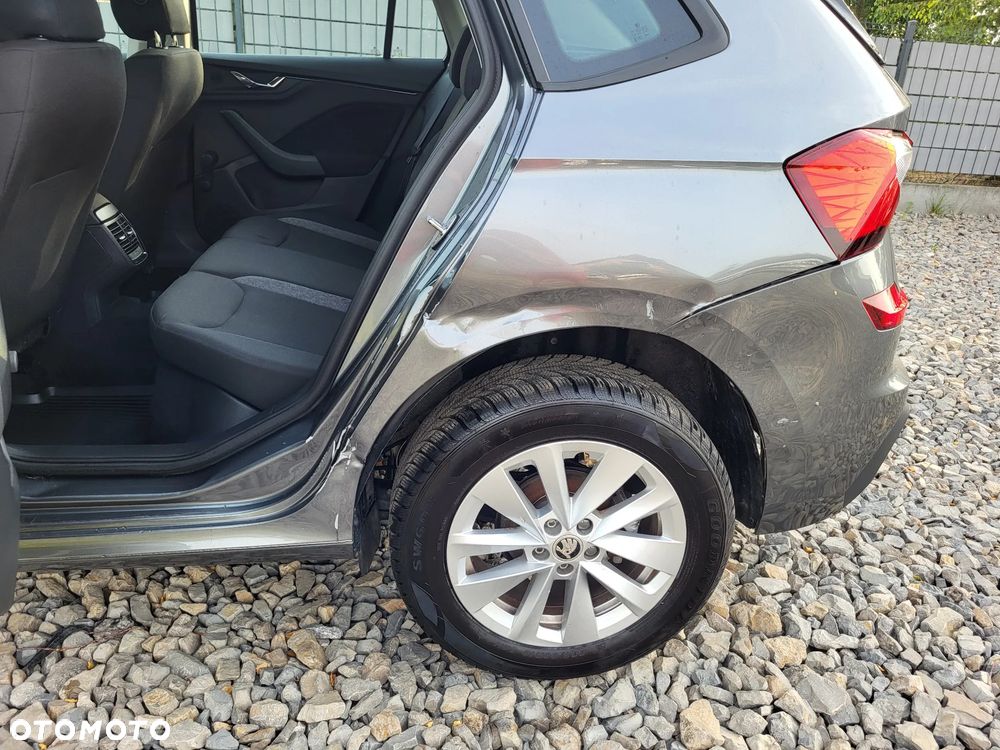 Skoda Kamiq 1.0 TSI Essence - 23