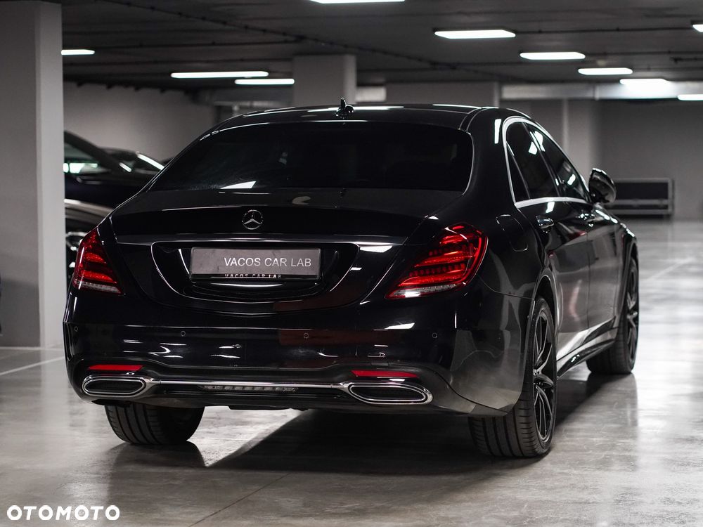 Mercedes-Benz Klasa S 400 d 4-Matic L 9G-TRONIC - 35