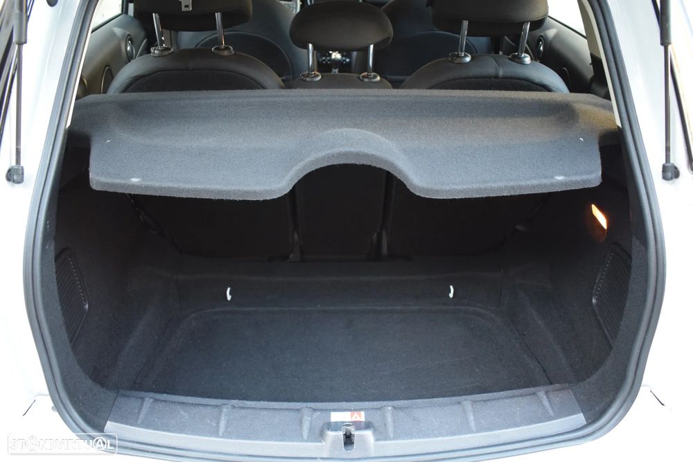 MINI Countryman One D - 28