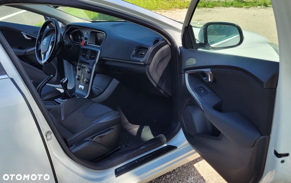 Volvo V40 - 27