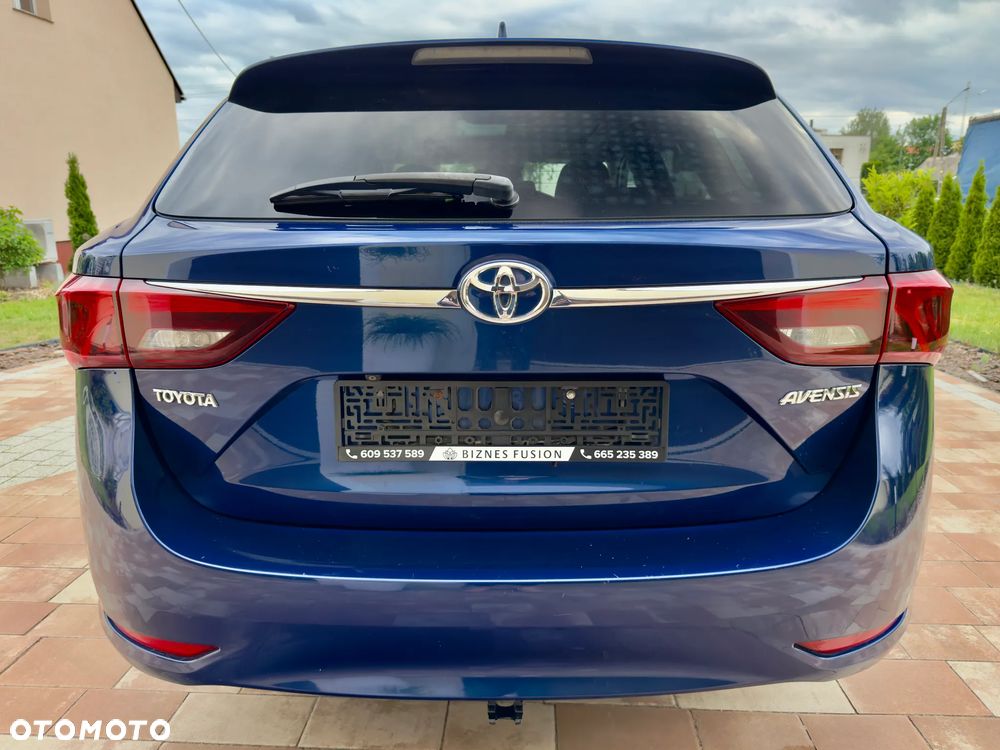 Toyota Avensis 1.8 Premium - 16