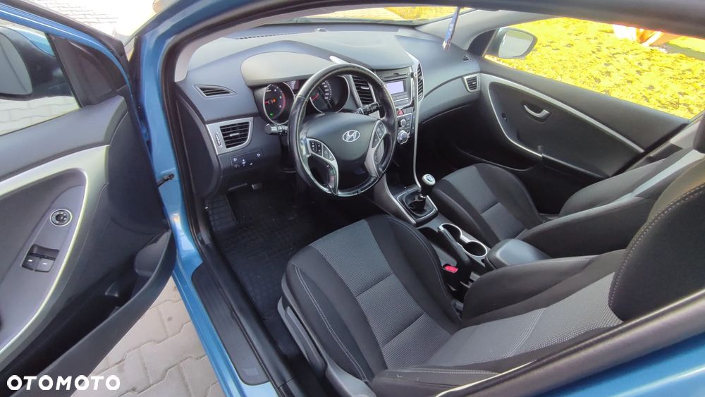 Hyundai i30 1.4 CRDi Trend - 10